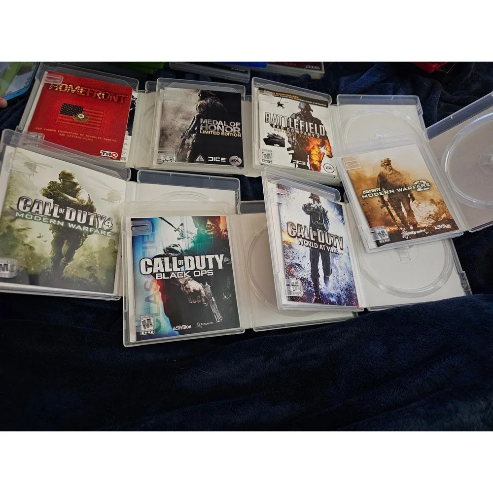 PS3 Shooter Game Bundle Call of Duty Black Ops MW2 Battlefield 7 cases  NO GAMES